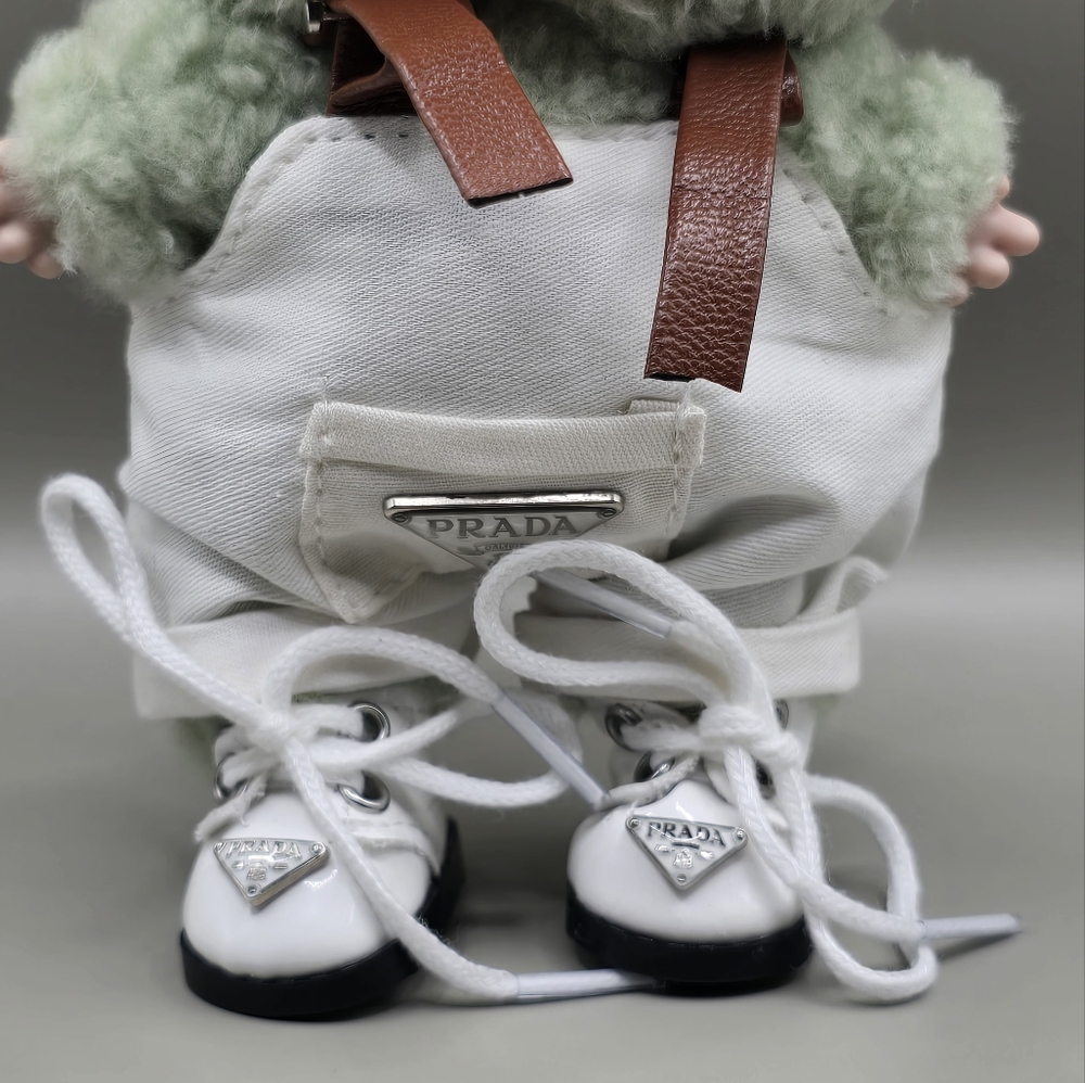Labubu Clothes - Prada Outfit - Picture 4 of 6